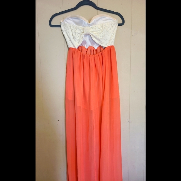 Dress - Picture 2 of 2